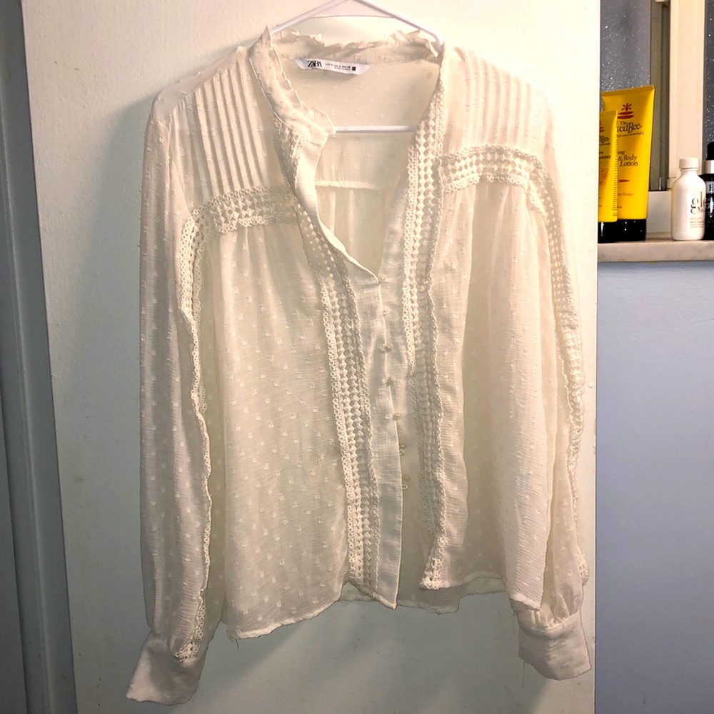 BRAND NEW ZARA Button Cream Shirt Size S